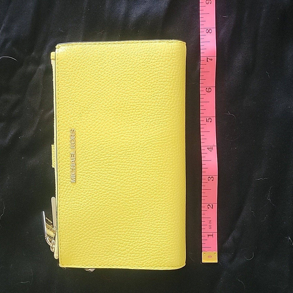 Michael Kors wristlet